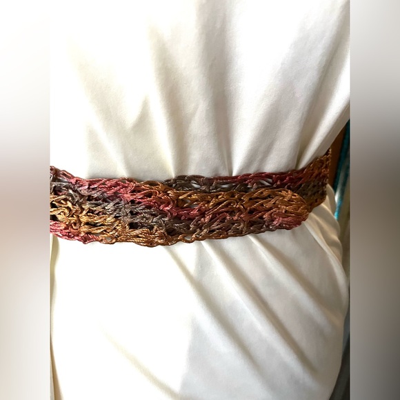 Vintage metal knit lace belt.